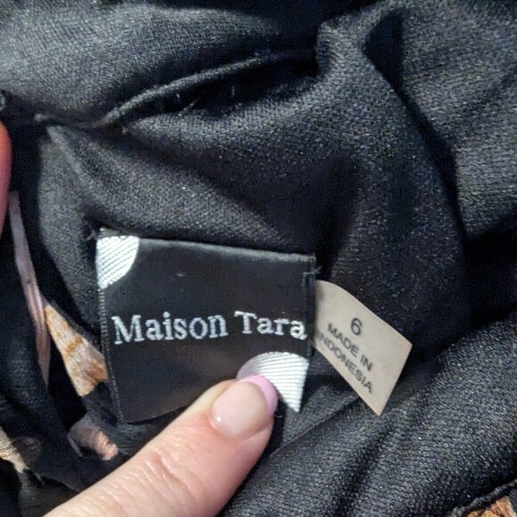 Maison Tara Dress, Size 6, Black with Orange-ish Floral Design - Picture 5 of 7